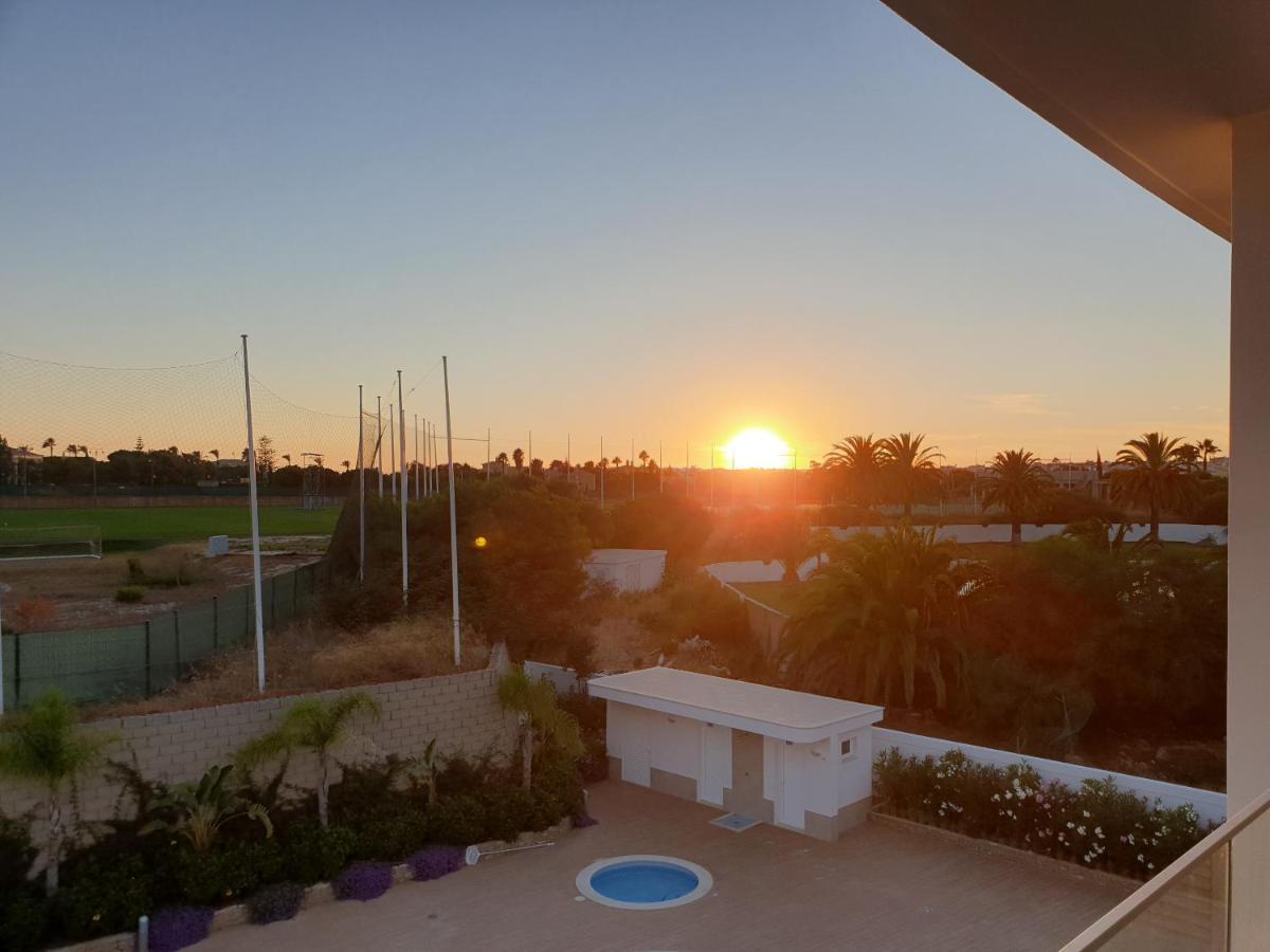 Sunset Condominium Lagos Dış mekan fotoğraf
